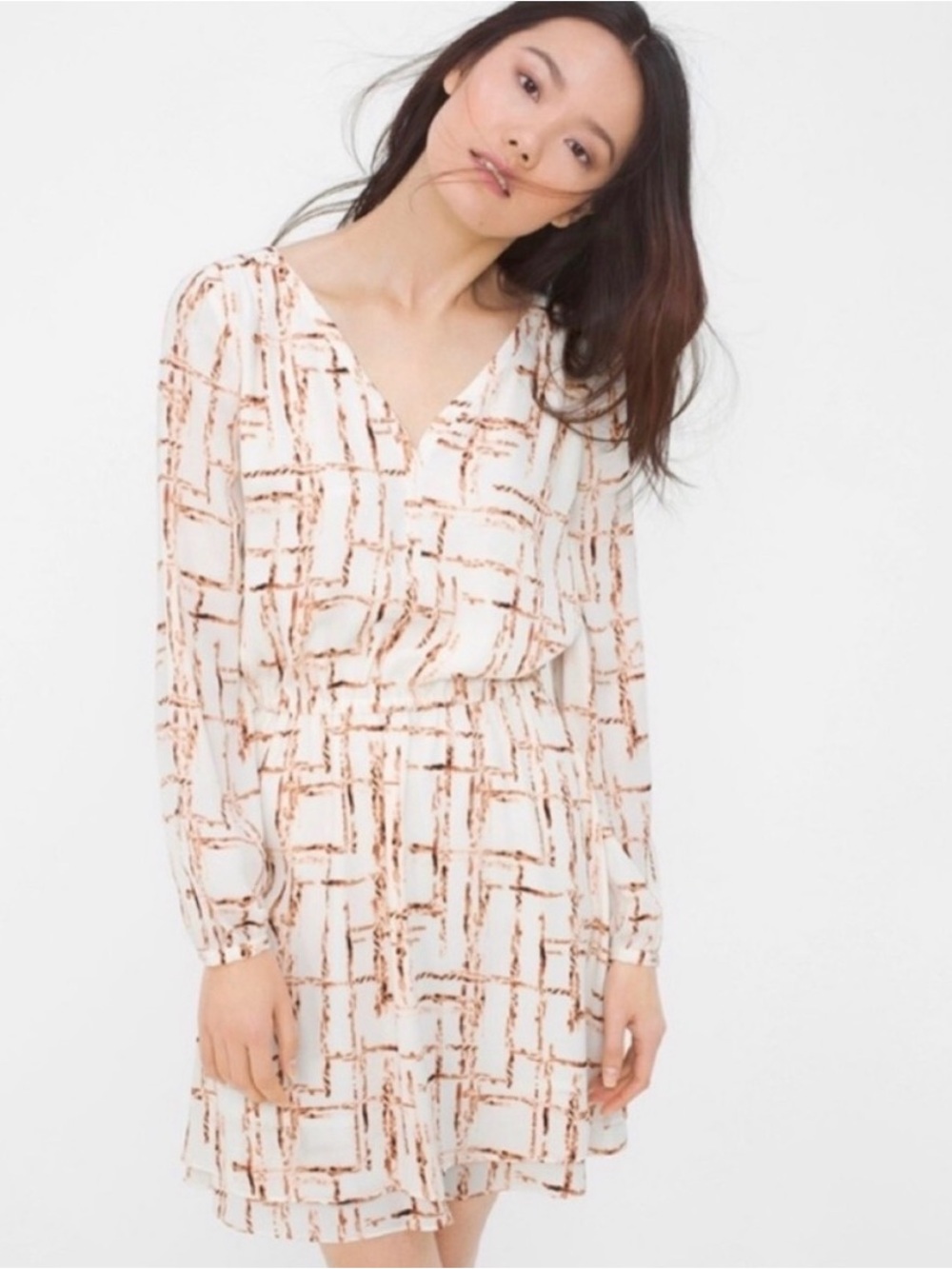 WHBM Women's Cream Printed Long-Sleeve V-Neck Dress Sz 10